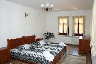 Гостевой дом Enchevite Strannopriemnitsi Златоград Апартаменты с 1 спальней-2